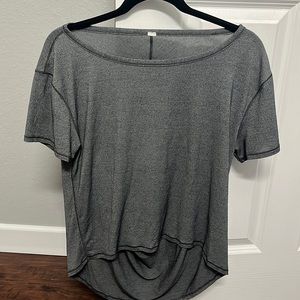 Grey lulu lemon top
